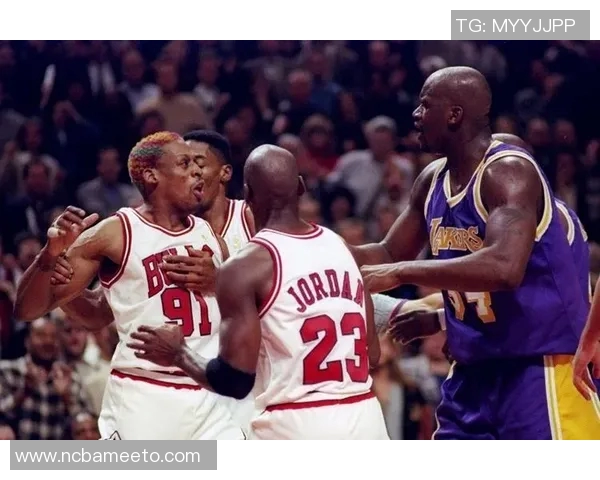 2011年NBA季后赛爵士与公牛激战回顾精彩瞬间与关键时刻分析