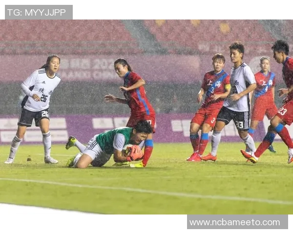 赛后分析：上海足球队与广州足球队的耐力对决全景回顾