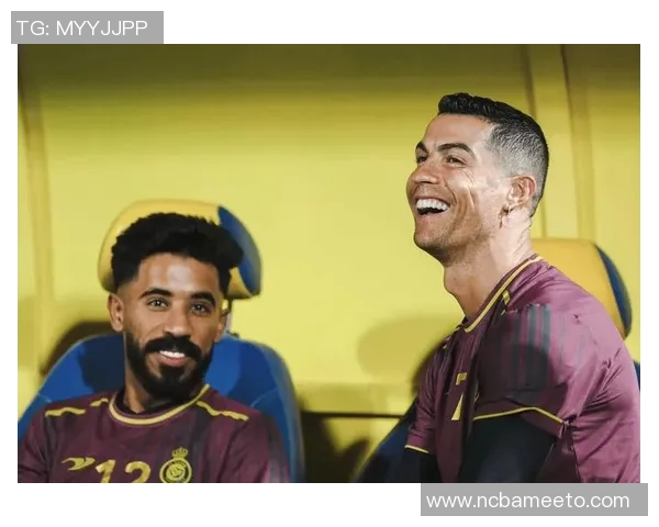 足球明星欢庆开斋节的精彩瞬间视频分享与祝福传递